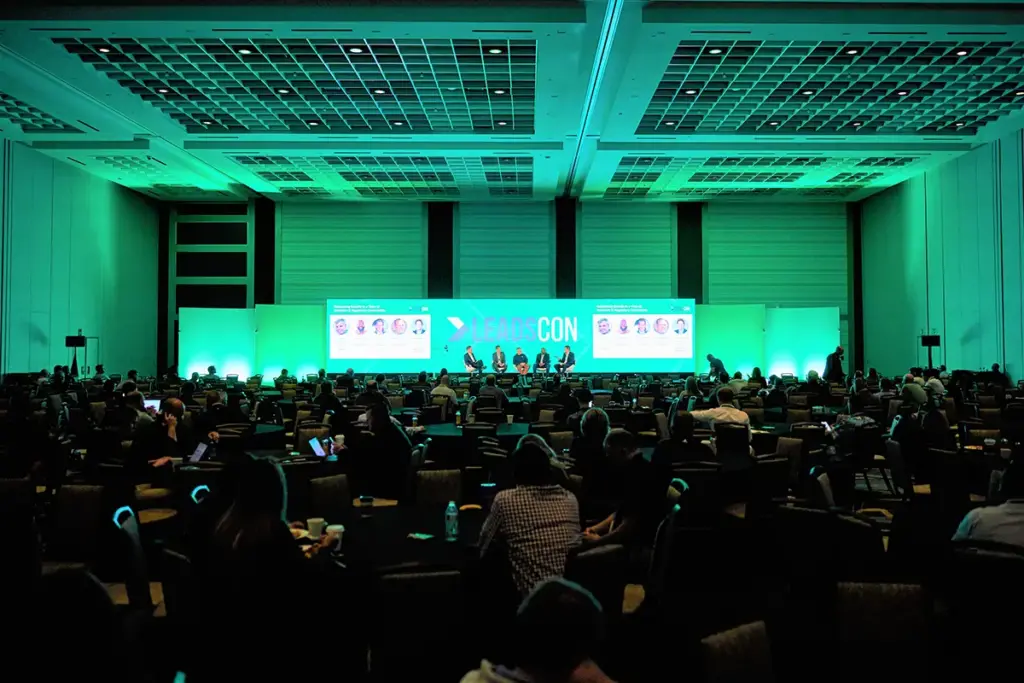 Leadscon Las Vegas - Attendees at a conference panel